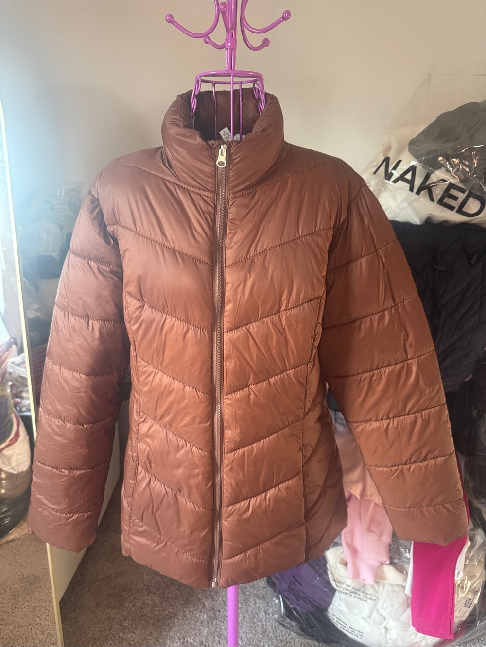 Time and tru Women's Quilted Puffer Jacket in Rust Brown
